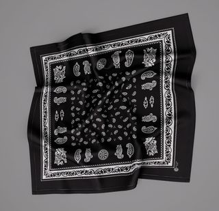 ბენდენა შავი