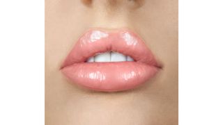 უფერო ტუჩის გლოსი