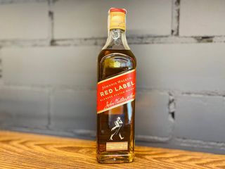Віскі Johnnie Walker "Red Label" 0,5л