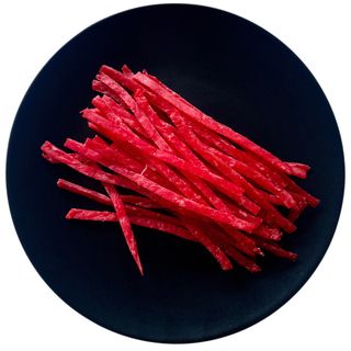 Соломка зі свинини з вишнею, 70 г