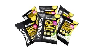 BOMBBAR PRO მთლიანი მარცვლეულის პროტეინის ჩიფსი - არაჟანი და მწვანილი