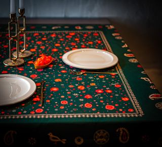 სუფრა "ალილო" - 140x140 მწვანე