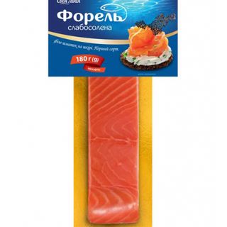 Форель 180г Своя лінія слабосолона філе-шматок зі шкірою