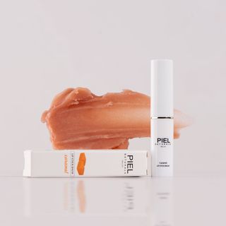 Კარამელის ტუჩის  Სტიკ Ბალმი 3მლ