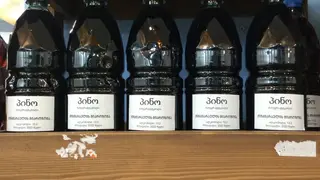 ღვინო პინო (ნახევრად ტკბილი)/wine Pino Half Sweet Georgian 1l, 13.2% Vol