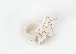 სასანთლე - STAR PORCELAIN CANDLE HOLDER 8.7X6.8X7.4 CM WHITE