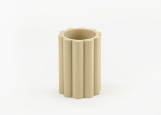 კბილის ჯაგრისის ჩასადები ჭიქა - TRIA POLYRESIN TOOTHPASTE DISPENSER 7.5X7.5X11 CM MINK