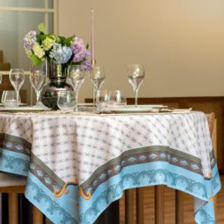 სუფრა - ბარძიმი 140 x 140 სმ პოლიესტერი