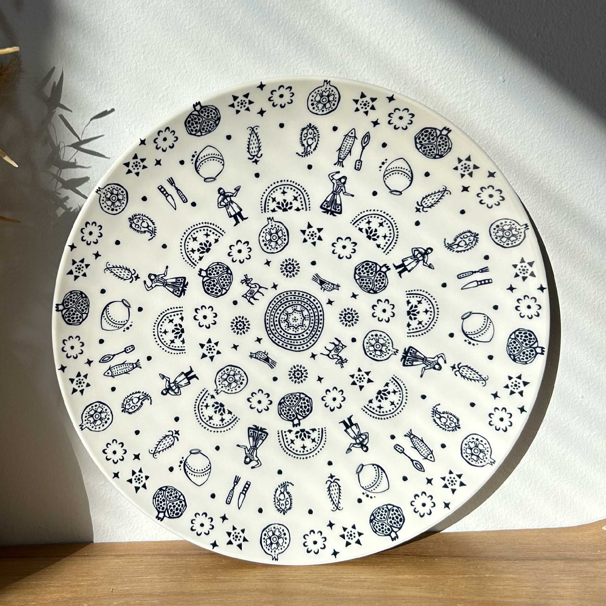 თეფშები, ფიალები, ლანგრები