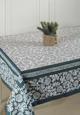 სუფრა - LENA  DIGITAL PRINTED  TABLE CLOTH 140x140 CM