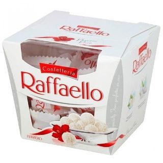 Цукерки в коробці RAFFAELLO / 150г