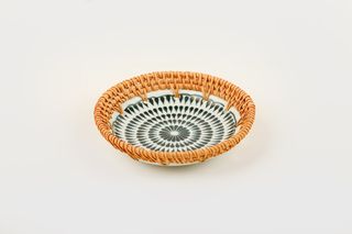 თეფში - BRENNA CERAMIC / RATTAN CAKE PLATE 15R BLUE / WHITE
