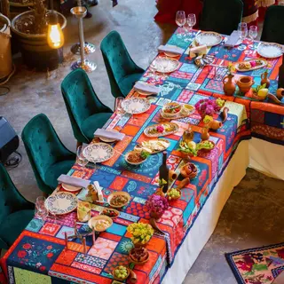 სუფრა "ძველი თბილისი" - 300x140