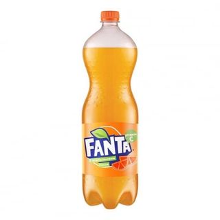 Напій 2 л Fanta Апельсин безалкoгoльний сильнoгазoваний