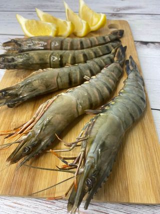 კრევეტი ვეფხისებრი თავით 8/12 1 კგ 