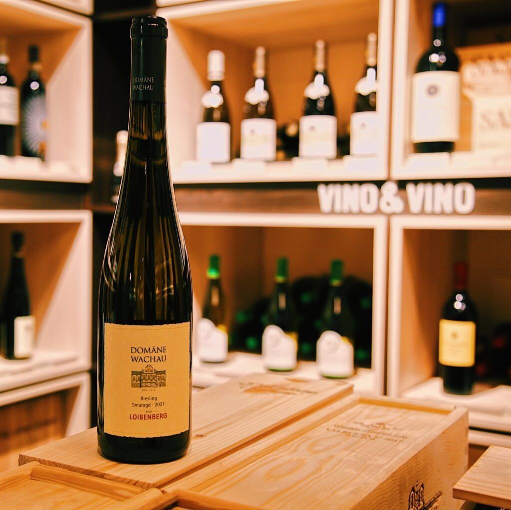 თეთრი ღვინო‎