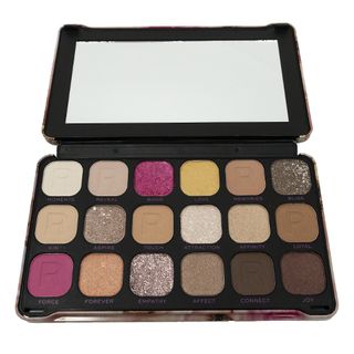 რევოლუშენი - Forever თვალის ჩრდილების პალეტი Flawless Affinity 19.2გრ 1897 Revolution Forever Flawless Affinity