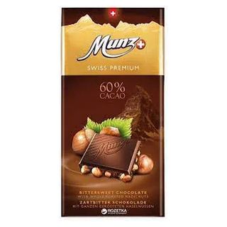Шоколад MUNZ чорний 60% Цільний Фундук 300г
