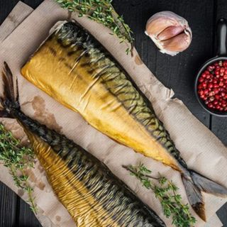 შებოლილი სკუმბრია