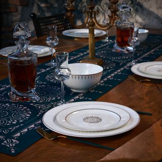 თეფში "ინტელიგენცია"პატარა