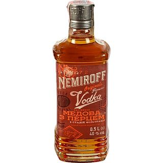 Настоянка Nemiroff 0.5л мед перець штоф