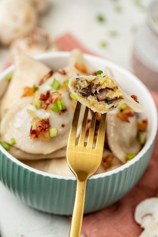 Вареники з картоплею та грибами (500 г). Продукт заморожений