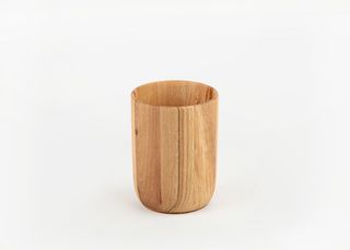 კბილის ჯაგრისის ჩასადები ჭიქა - NATURAL MANGO TREE TOOTHPASTE DISPENSER 8X8X10.5 CM FIONA