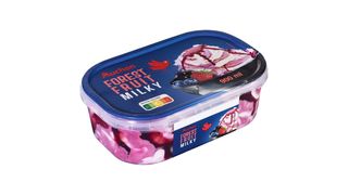 Auchan - Lody o smaku owoców leśnych - 900 ml