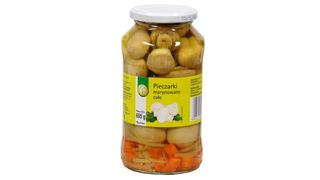 Auchan - Pieczarki marynowane z marchewką i cebulą - 410 g