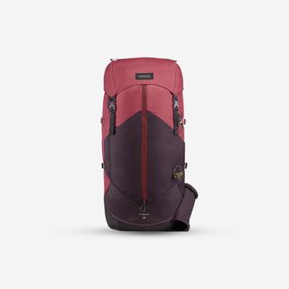 Mochila de montaña y trekking 50L Mujer Forclaz MT100 Easyfit. Funda impermeable.Talla única Rojo