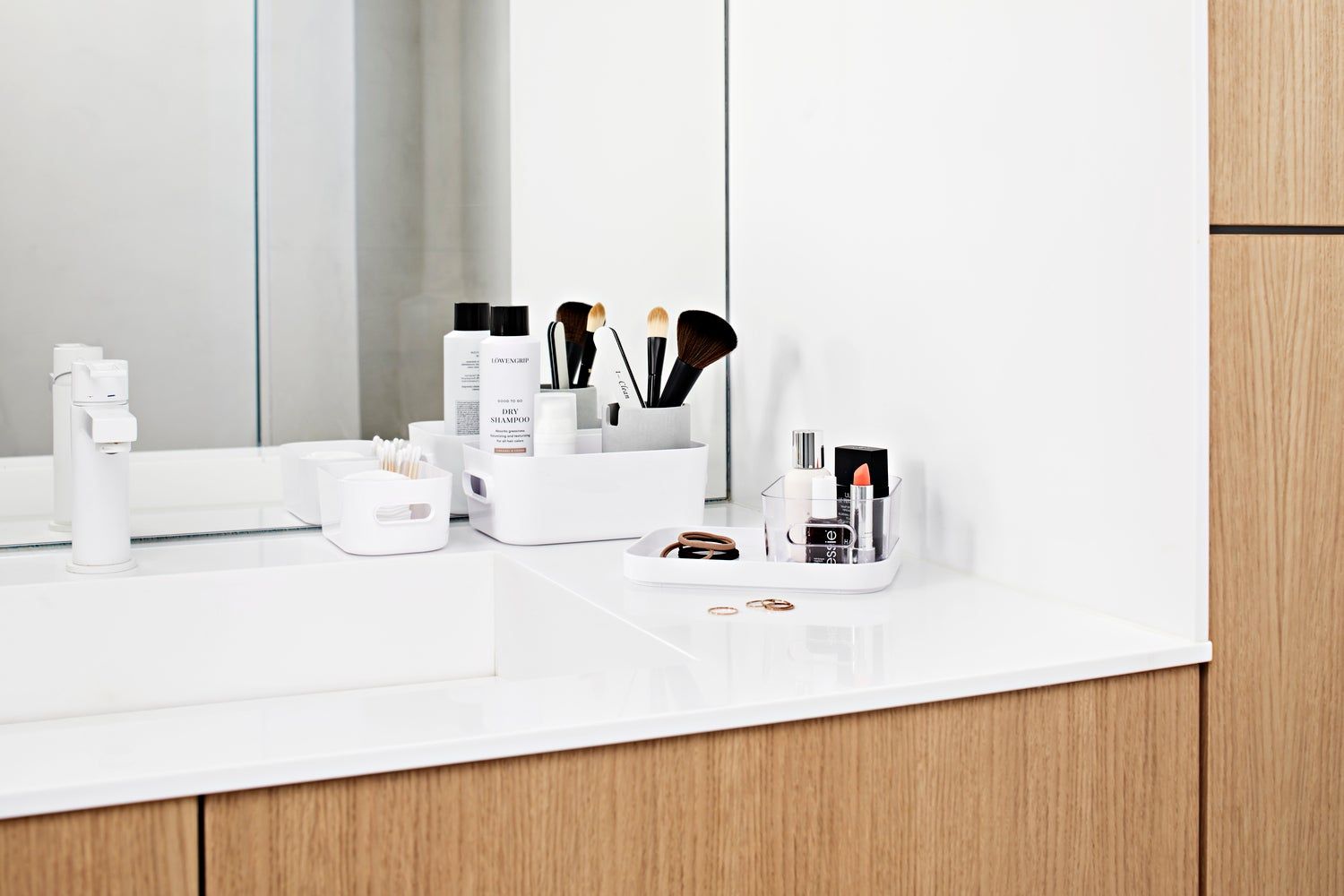 Armários, Caixas e Contentores