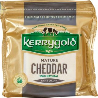 Kerrygold Queijo Cheddar Branco Maduro embalagem 200 g - 18388700074
