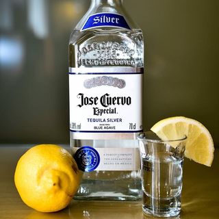 Tequila Jose Cuervo Silver
