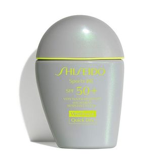 Shiseido Sports Bb Spf 50+ Dark 1746152 30Ml