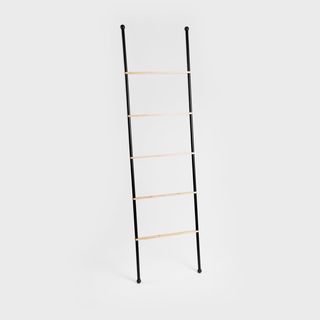 Drabinka TARU na ręczniki czarna 45x2x159,5 cm