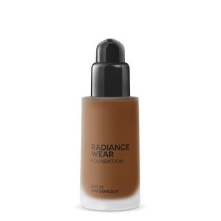 Radiance Wear Foundation Nc60