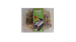 Auchan - Śledź z kolendrą i kardamonem - 200 g