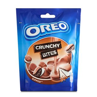 Galletas De Cacao Rellenas De Crema Bañadas Con Chocolate Crunchy Bites Oreo Bolsa 110 G