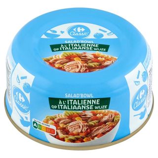 Carrefour Classic Sałatka z warzywami tuńczykiem pasiastym i makaronem 250 g