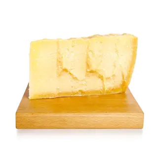 Parmigiano Reggiano DOP Vacche Rosse 24 Mesi 750g - Consorzio Vacche Rosse