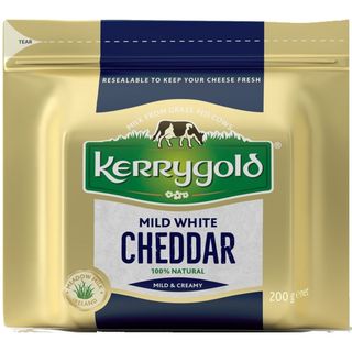 Kerrygold Queijo Cheddar Branco Suave embalagem 200 g - 18388700041