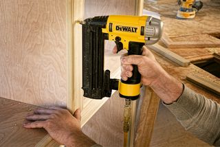 Pregador Pneum. Dewalt Dpn1850Pp-Xj (80139271)