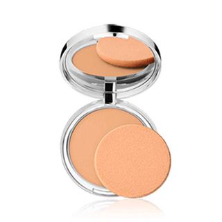 Stay Matte Powder Polvos Compactos 04 Clinique (20714066130)