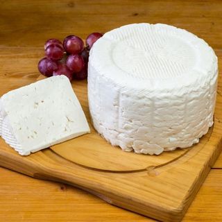 Queso Fresco Cabra Y Vaca Flor De Ronda Al Corte (Aprox. 100Gr)