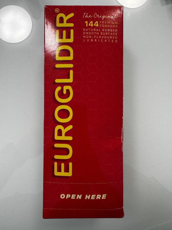 Prezerwatywy i męska drogeria