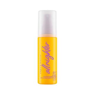 All Nighter Setting Spray Vitaminc Fijador Urban Decay 118 Ml.  (3605972670700)