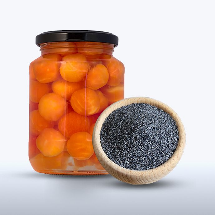 Kajmak, mak i owoce konserwowe