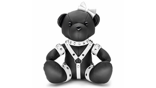 Meddy Skórzany miś z BIAŁYMI skórzanymi akcesoriami i kokardką