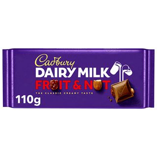 Cadbury tableta de chocolate fruta y nueces 110 g