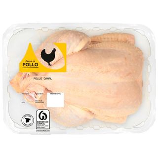Pollo Entero Bandeja . Kilo
